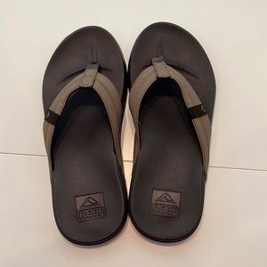 Reef men’s size 9